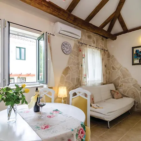 4 Bedroom Lovely In *