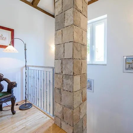 4 Bedroom Lovely In Vakantiehuis *